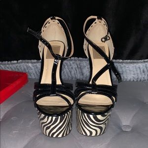 Zebra print platforms